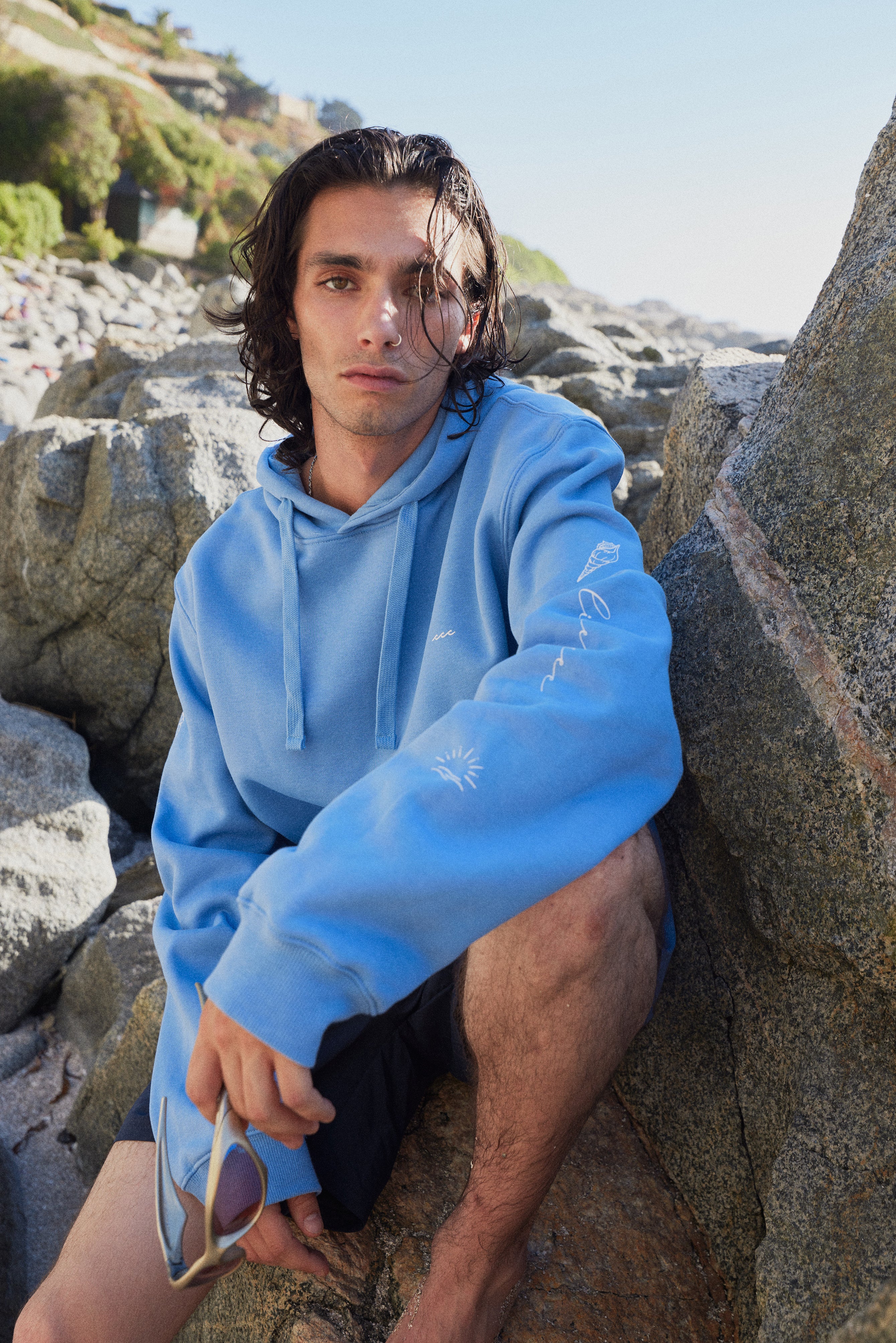 HOODIE SLEEVE BEACH SKY