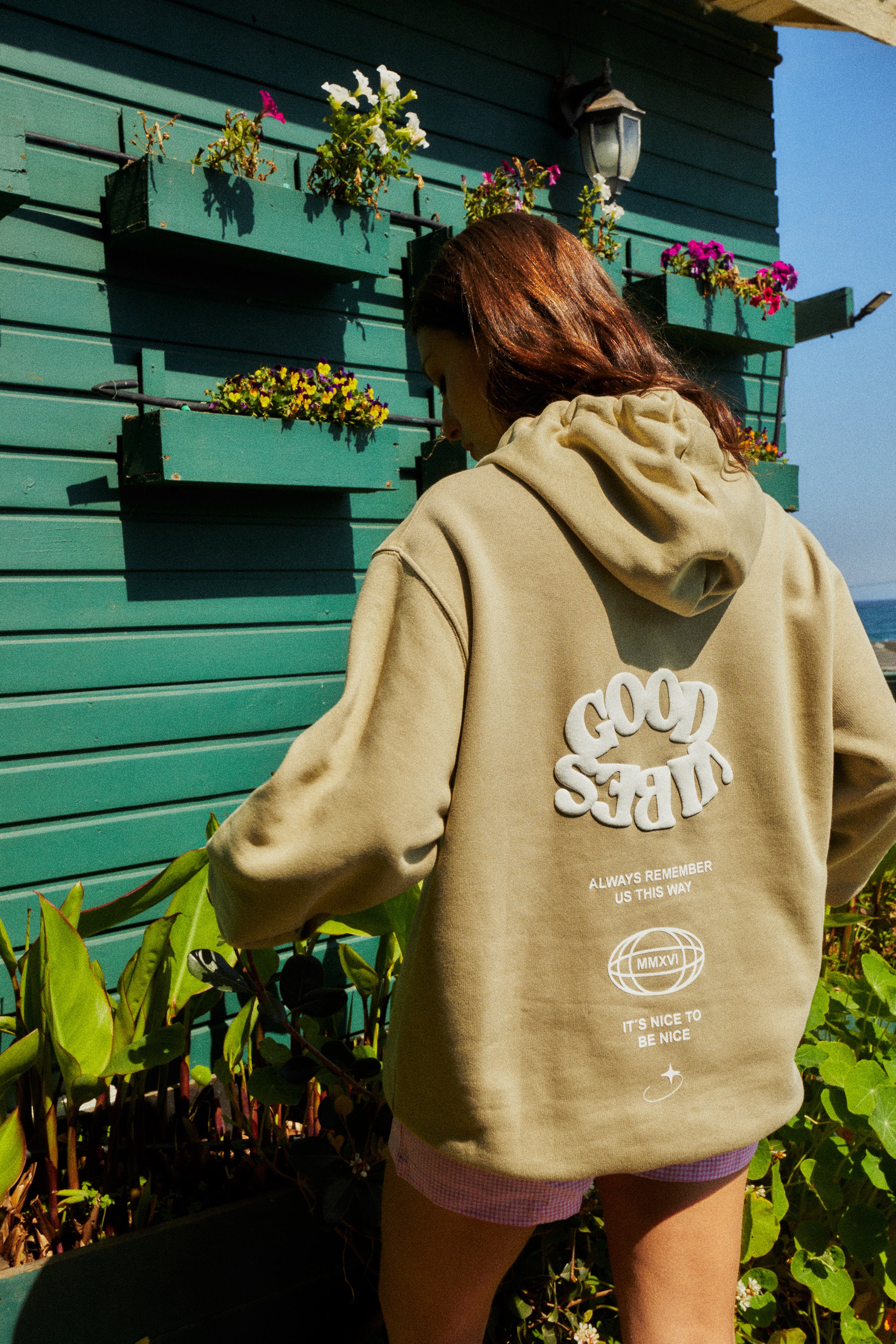 HOODIE GOOD VIBES MMXVI OLIVO