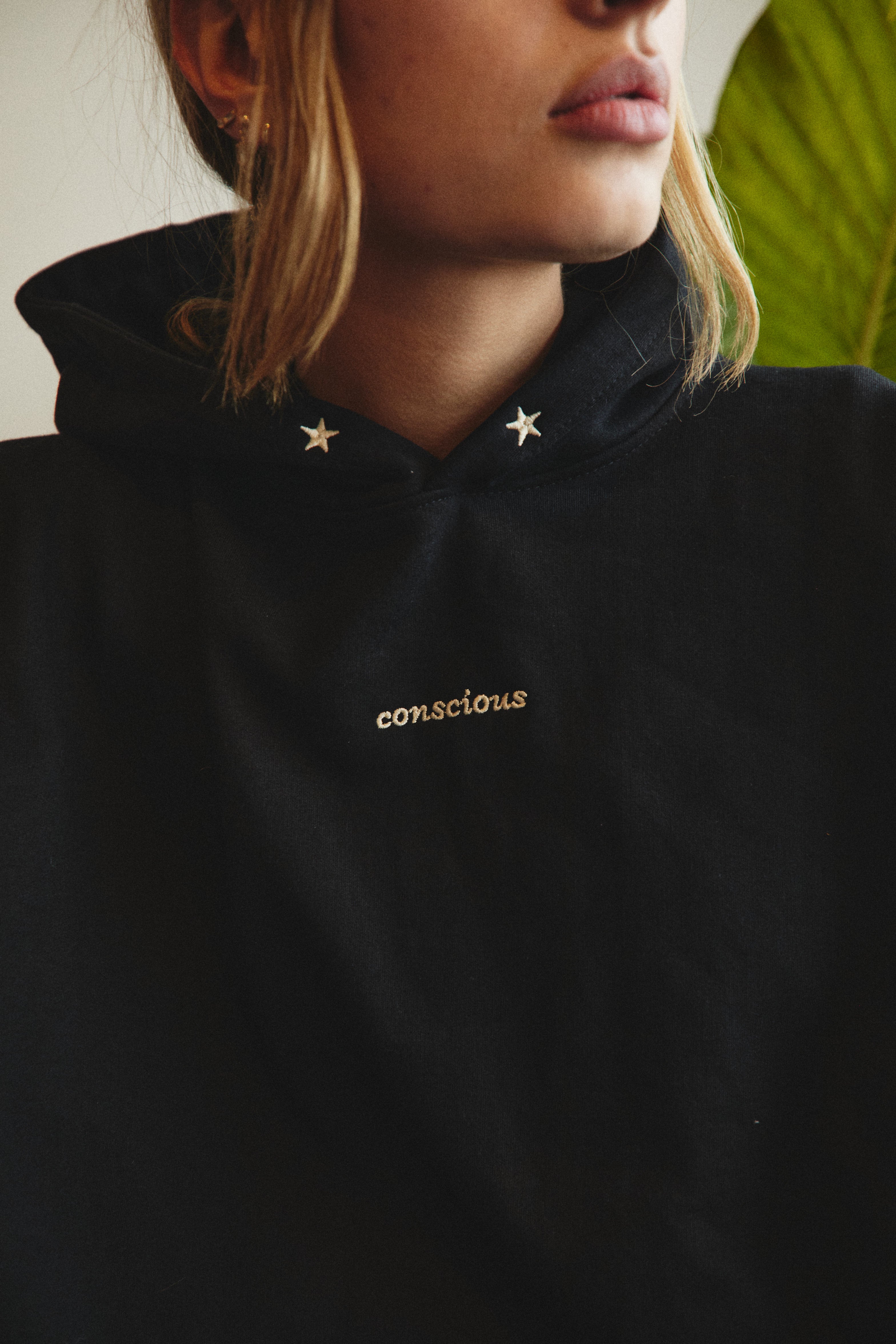 HOODIE CONSCIOUS STARS BLACK OVERSIZE